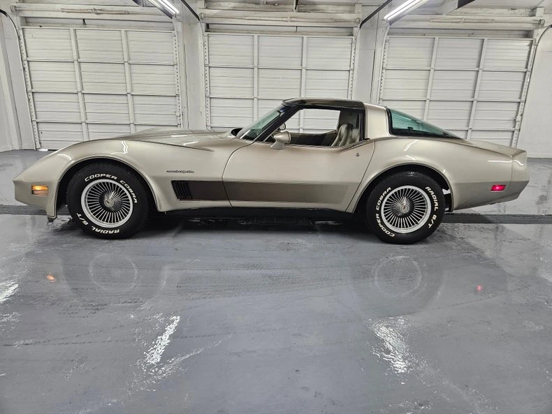 1982 Chevrolet Corvette C3 - Image 3 of 31