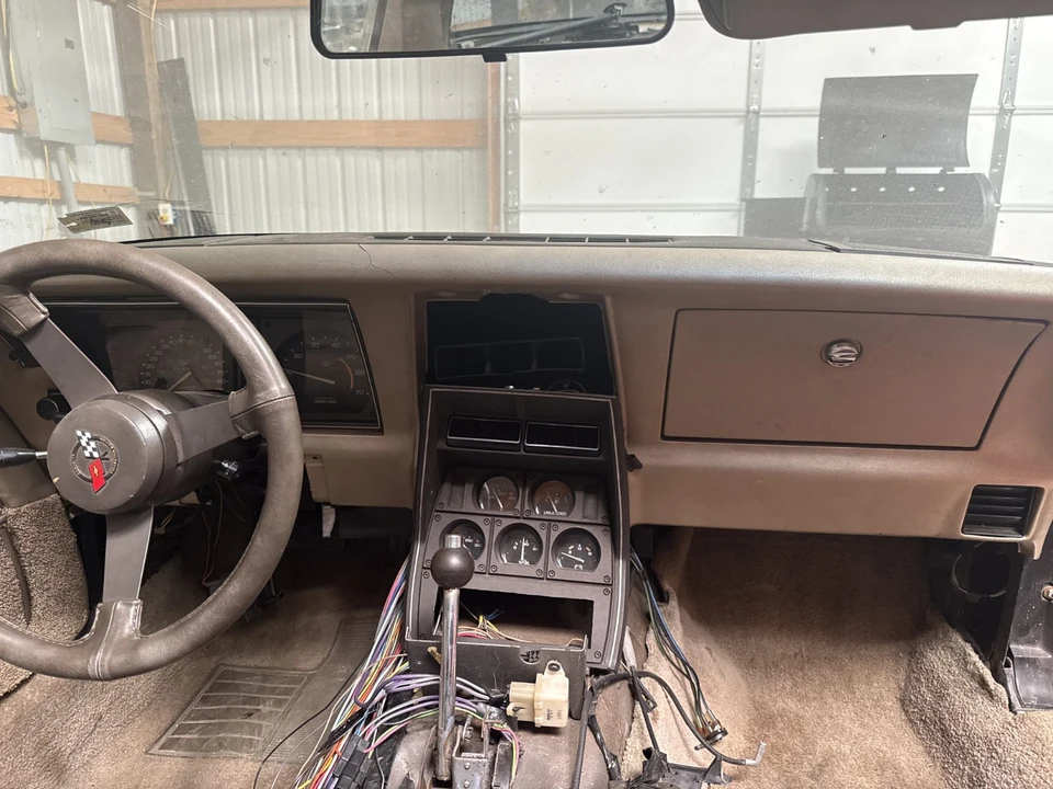1982 Chevrolet Corvette C3 - Image 11 of 12