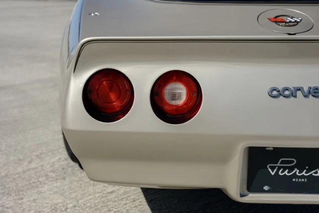 1982 Chevrolet Corvette C3 - Image 13 of 21