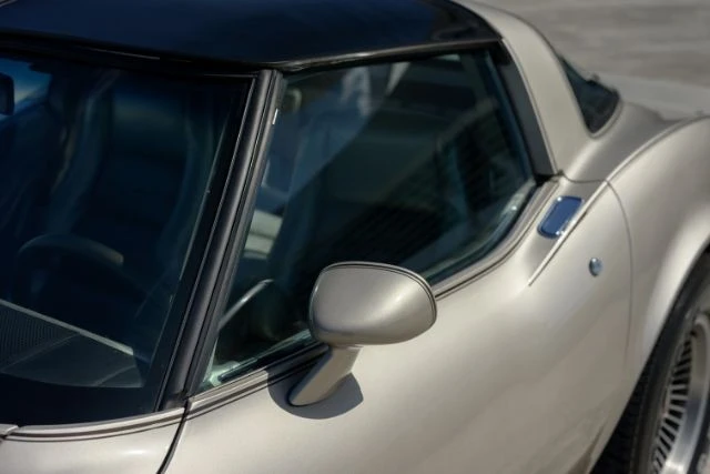 1982 Chevrolet Corvette C3 - Image 17 of 21