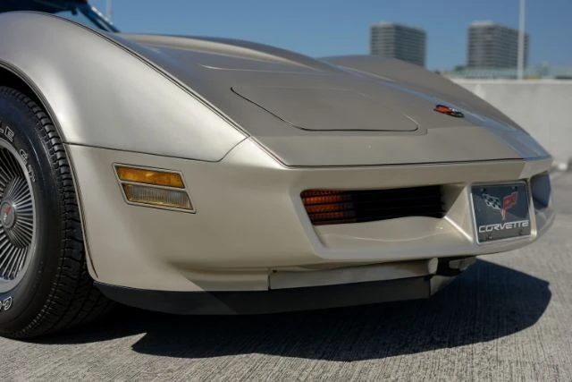 1982 Chevrolet Corvette C3 - Image 12 of 21