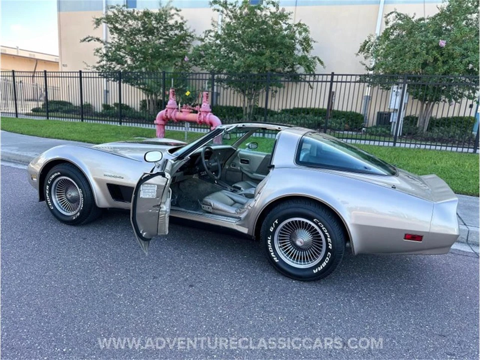 1982 Chevrolet Corvette C3 - Image 5 of 31