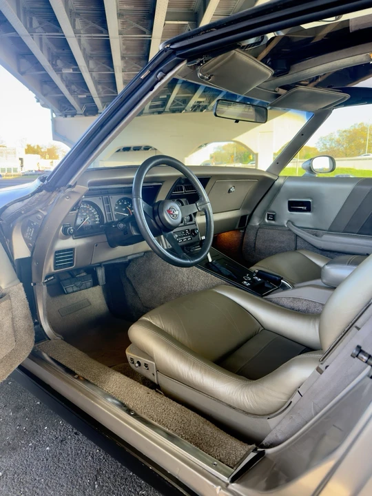 1982 Chevrolet Corvette C3 - Image 23 of 31