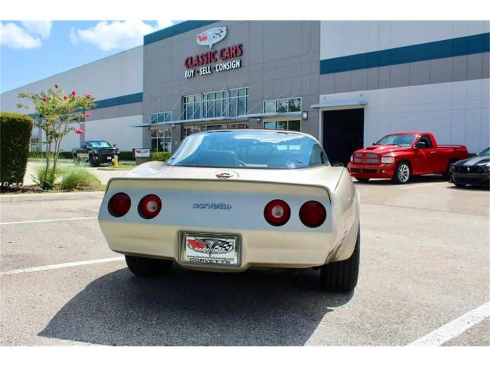 1982 Chevrolet Corvette C3 - Image 13 of 31
