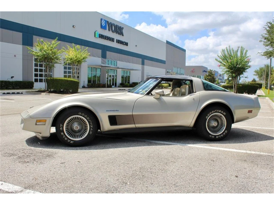 1982 Chevrolet Corvette C3 - Image 8 of 31