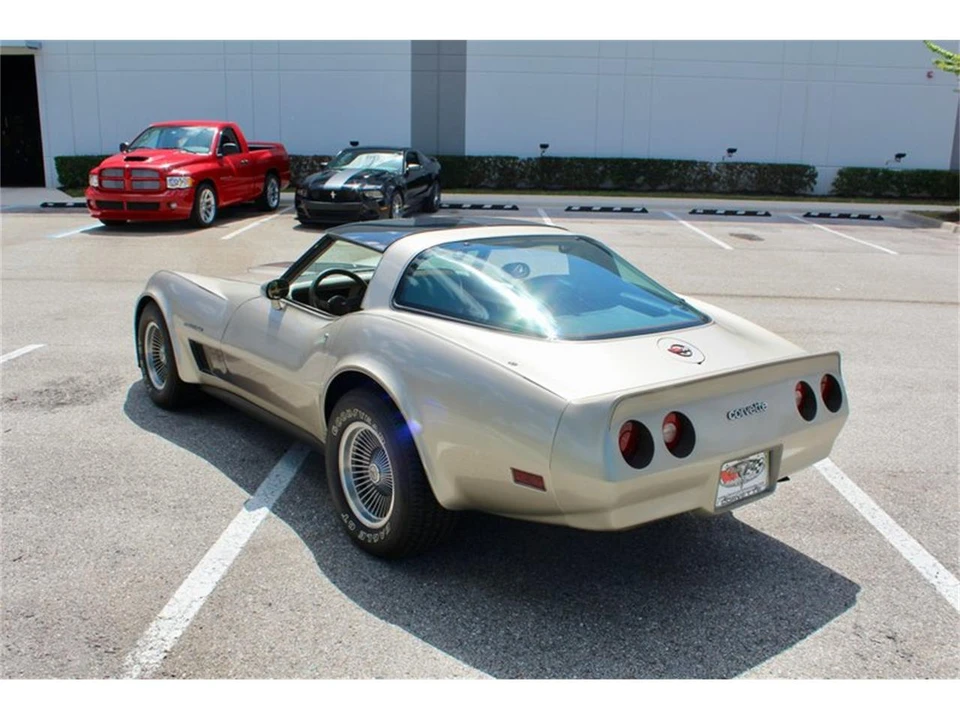 1982 Chevrolet Corvette C3 - Image 26 of 31