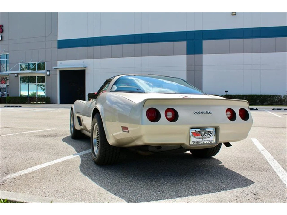 1982 Chevrolet Corvette C3 - Image 11 of 31