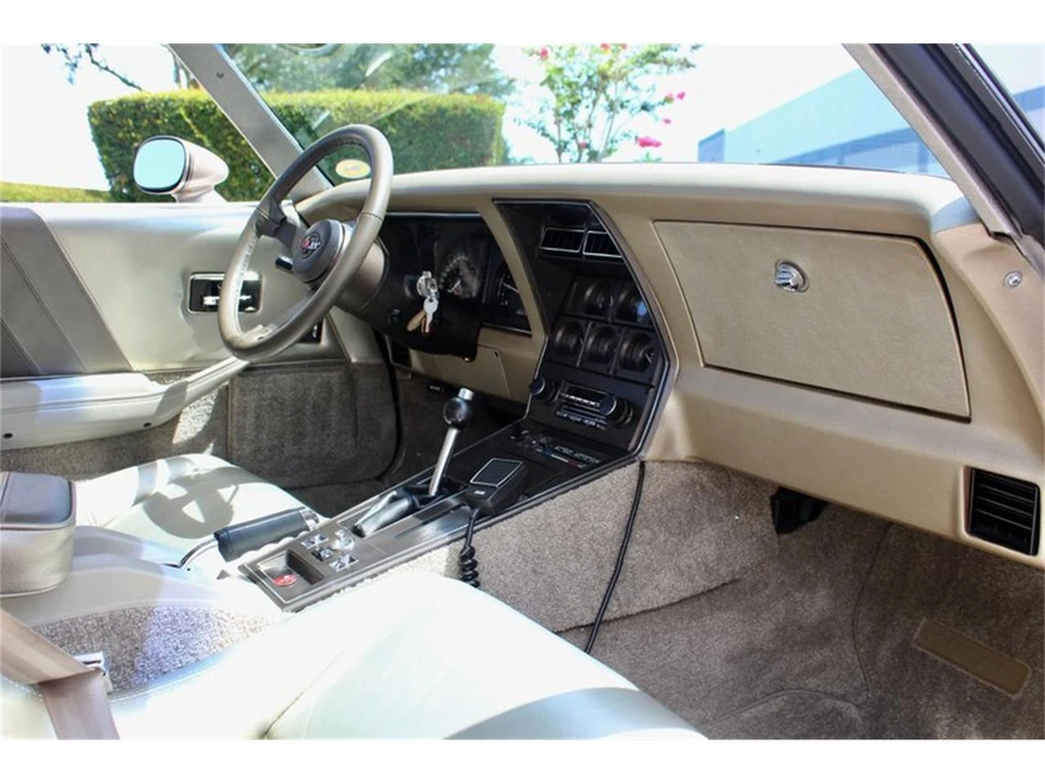 1982 Chevrolet Corvette C3 - Image 30 of 31