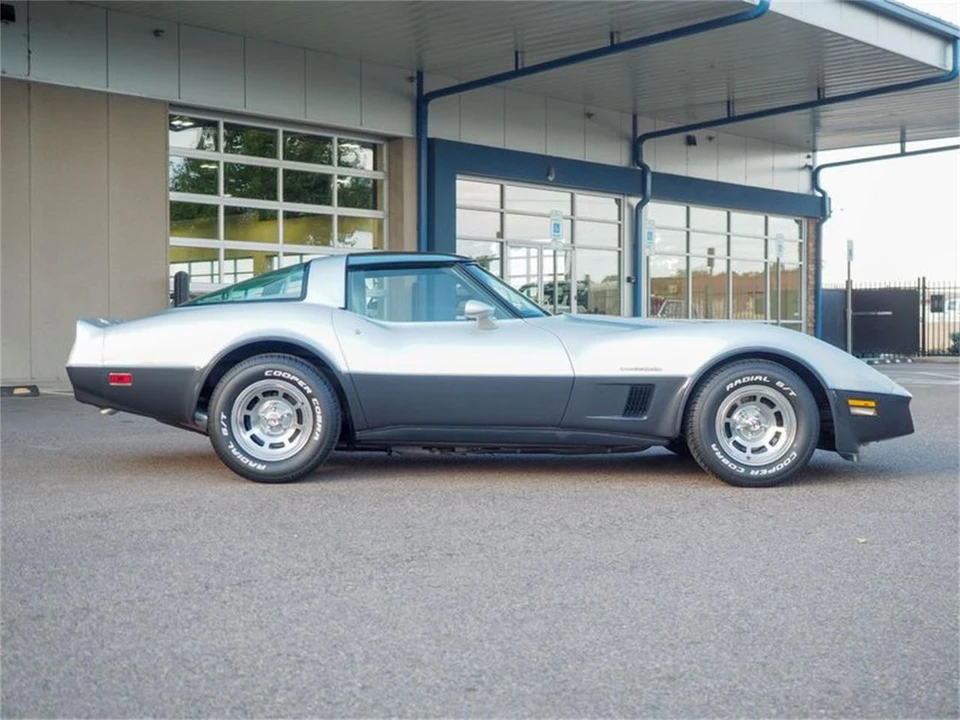 1982 Chevrolet Corvette C3 - Image 11 of 31