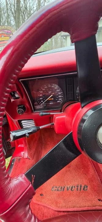 1982 Chevrolet Corvette C3 - Image 5 of 10