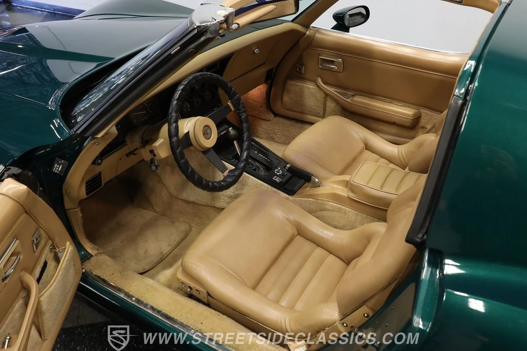 1982 Chevrolet Corvette C3 - Image 5 of 12