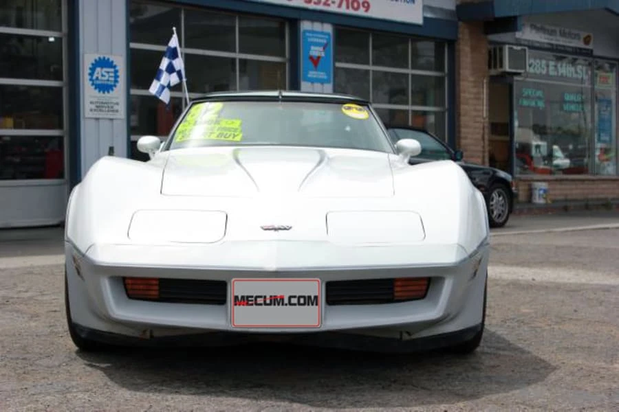 1982 Chevrolet Corvette C3 - Image 7 of 10