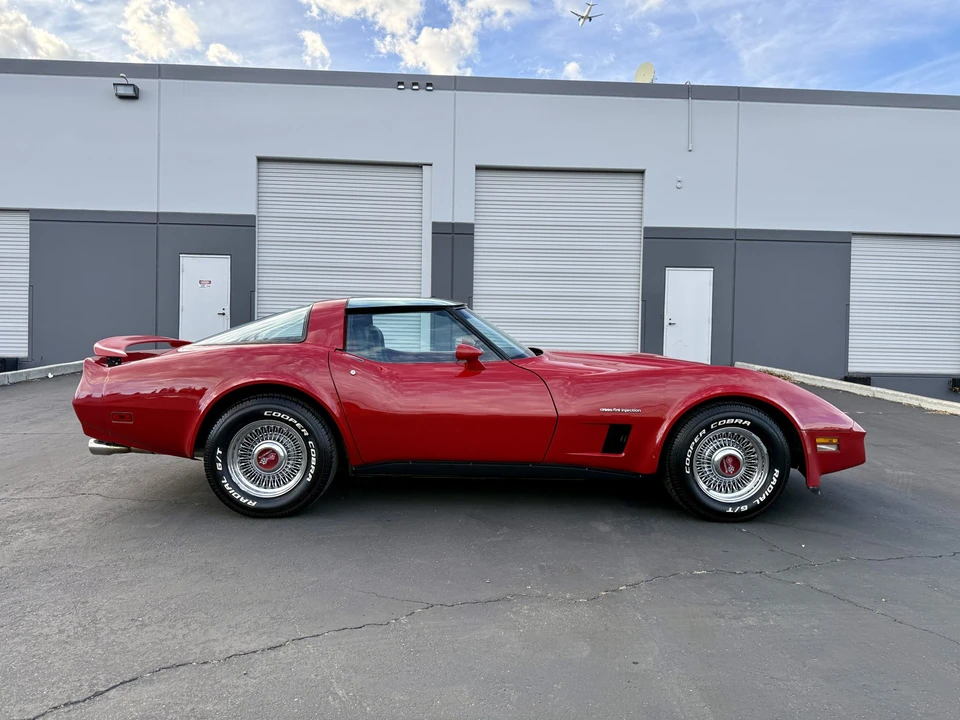 1982 Chevrolet Corvette C3 - Image 17 of 31