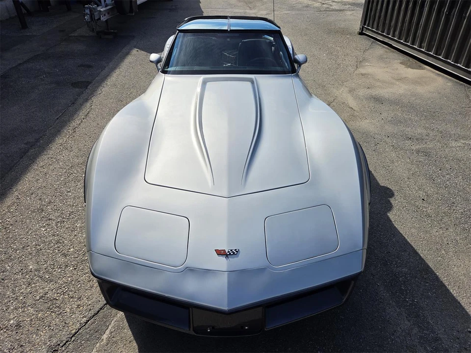 1982 Chevrolet Corvette C3 - Image 15 of 31