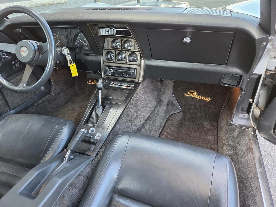1982 Chevrolet Corvette C3 - Image 24 of 31