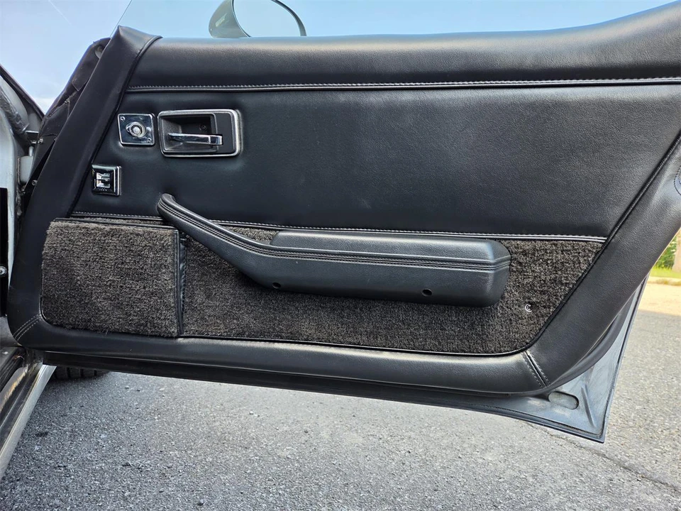 1982 Chevrolet Corvette C3 - Image 26 of 31