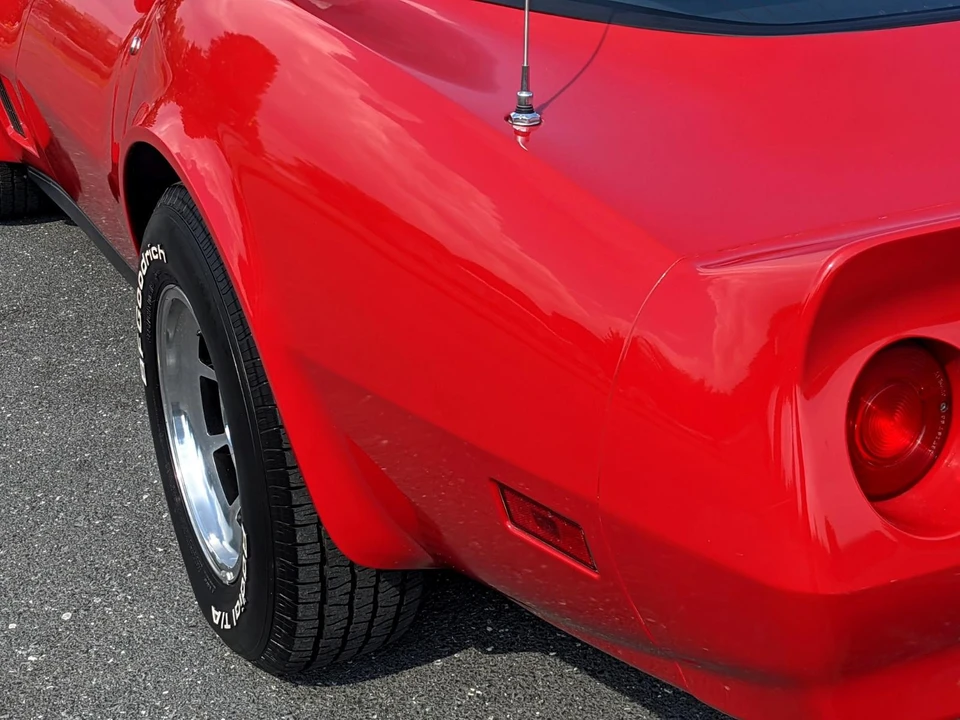1982 Chevrolet Corvette C3 - Image 26 of 31