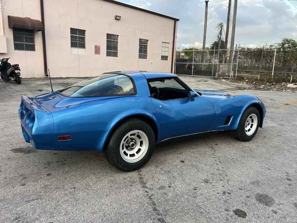 1982 Chevrolet Corvette C3 - Image 10 of 21