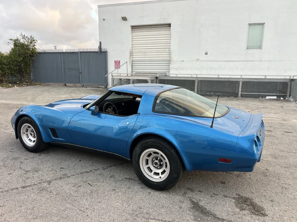1982 Chevrolet Corvette C3 - Image 5 of 21