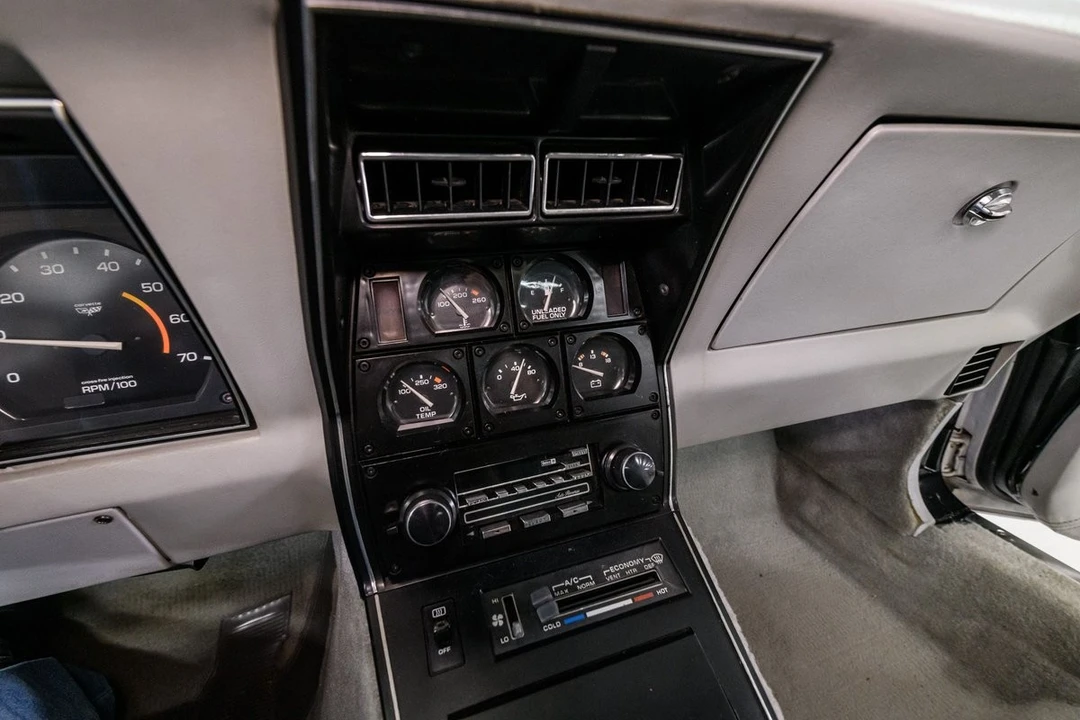 1982 Chevrolet Corvette C3 - Image 22 of 31