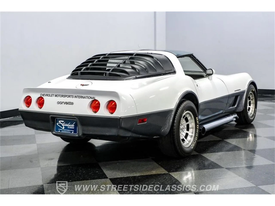 1982 Chevrolet Corvette C3 - Image 26 of 31