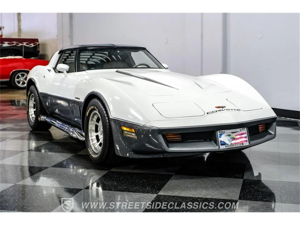 1982 Chevrolet Corvette C3 - Image 17 of 31