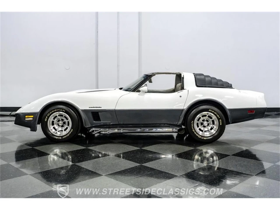 1982 Chevrolet Corvette C3 - Image 7 of 31