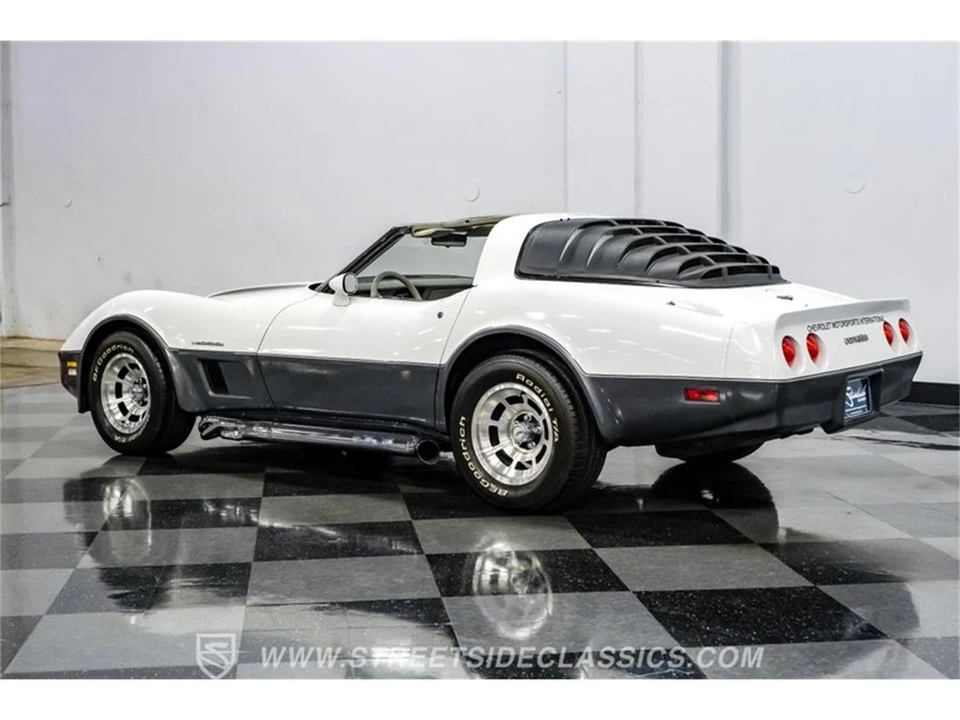 1982 Chevrolet Corvette C3 - Image 8 of 31