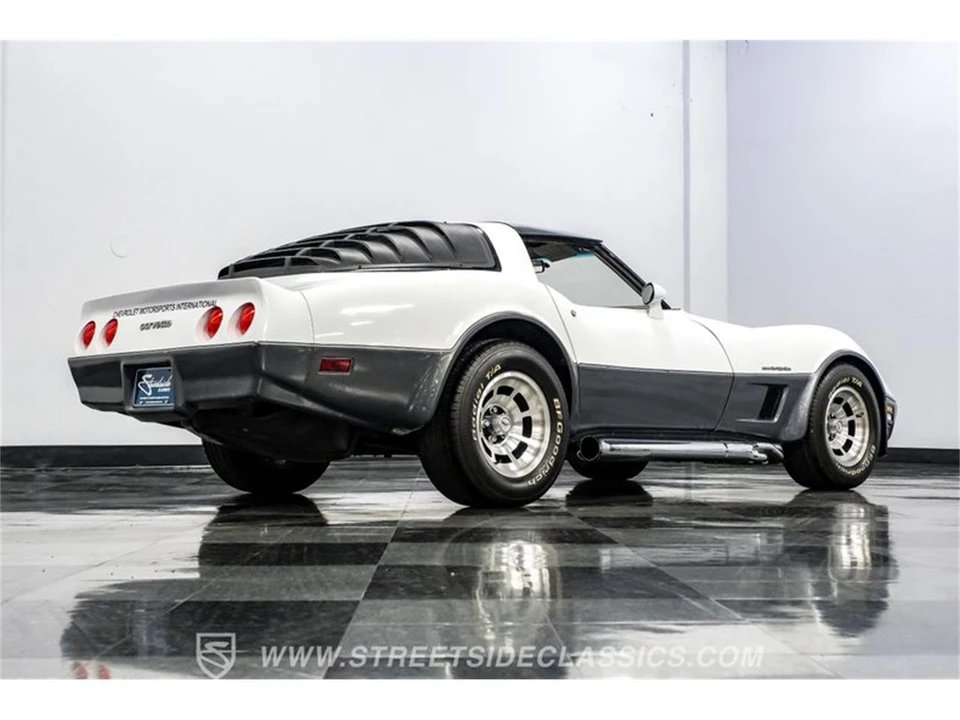 1982 Chevrolet Corvette C3 - Image 28 of 31