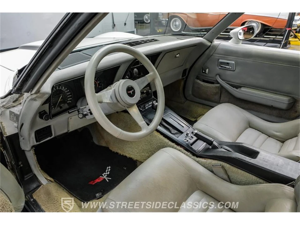 1982 Chevrolet Corvette C3 - Image 4 of 31