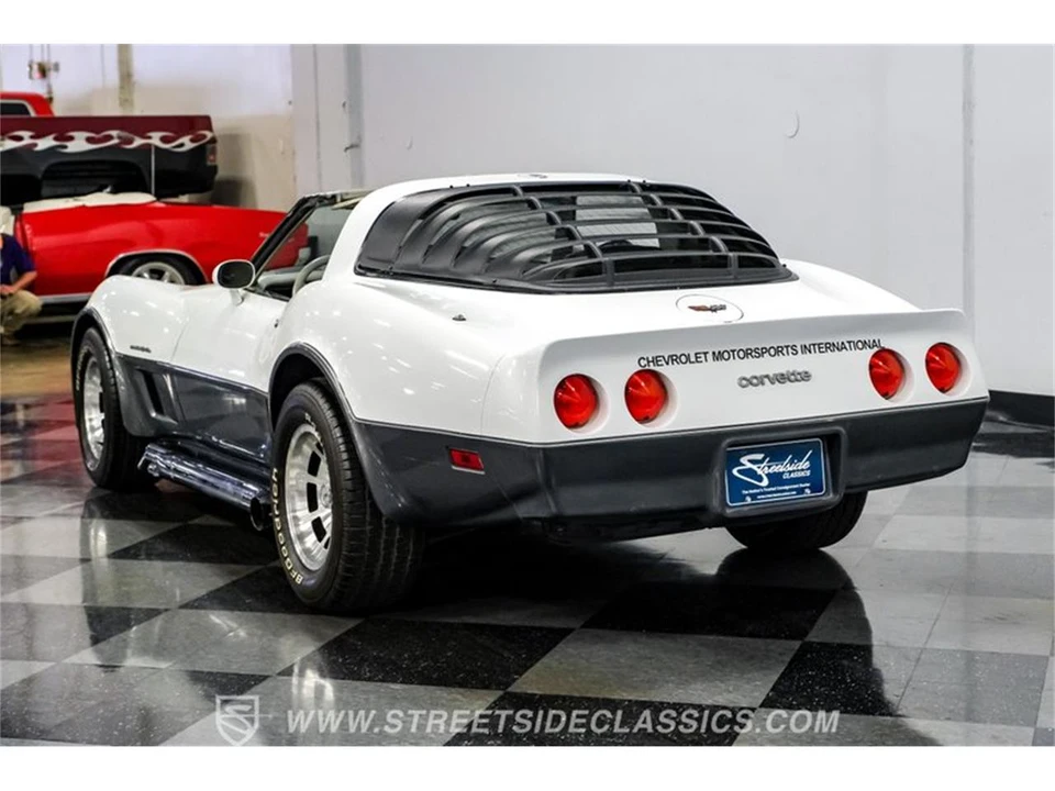1982 Chevrolet Corvette C3 - Image 10 of 31