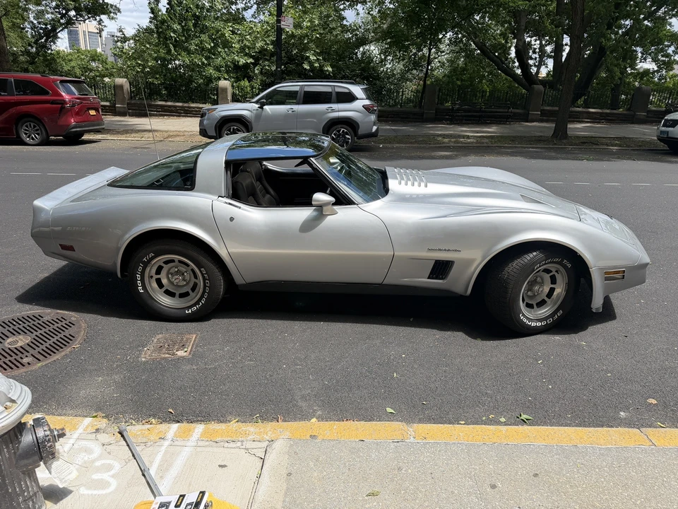 1982 Chevrolet Corvette C3 - Image 19 of 31