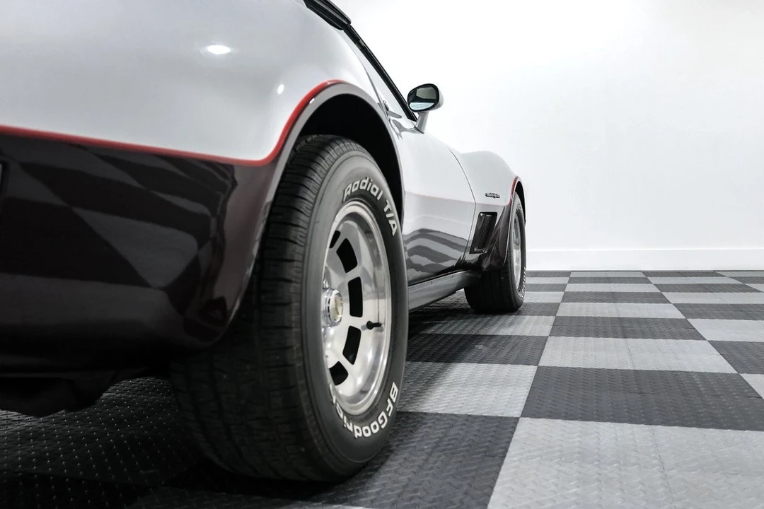 1982 Chevrolet Corvette C3 - Image 9 of 21