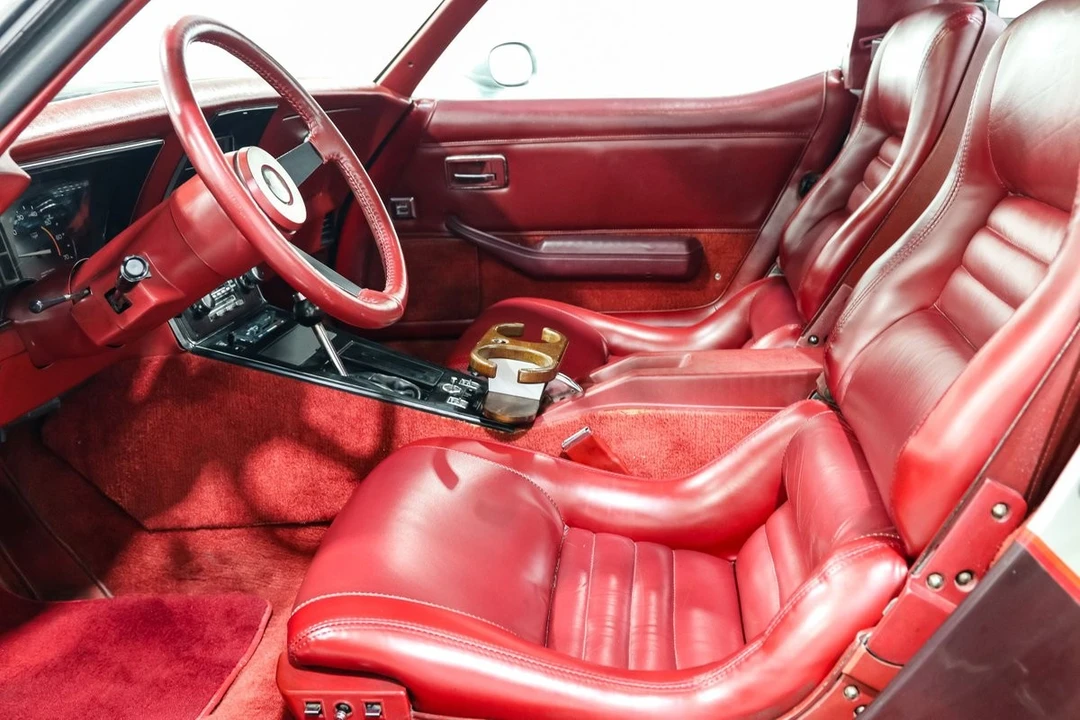 1982 Chevrolet Corvette C3 - Image 16 of 21