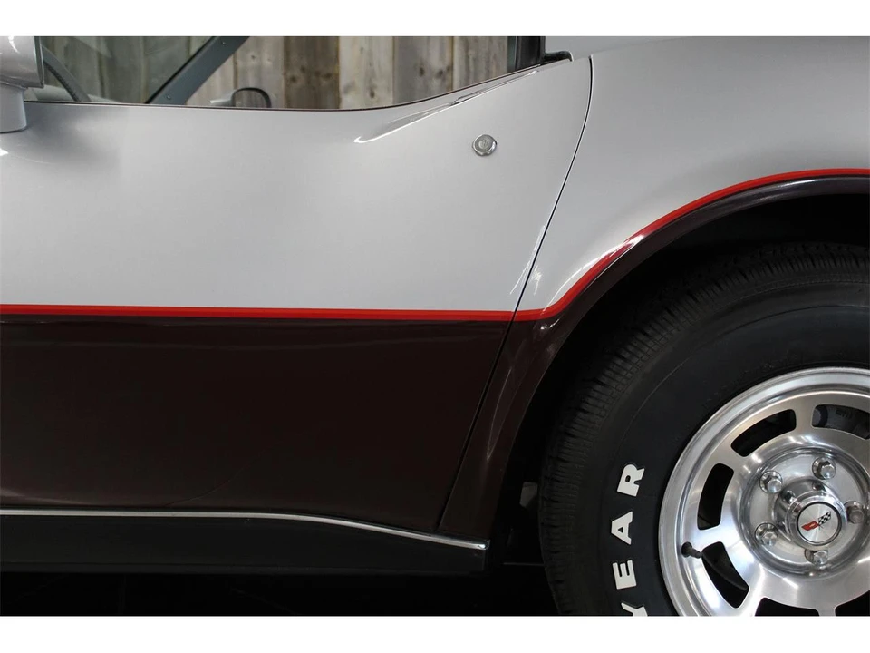 1982 Chevrolet Corvette C3 - Image 14 of 31