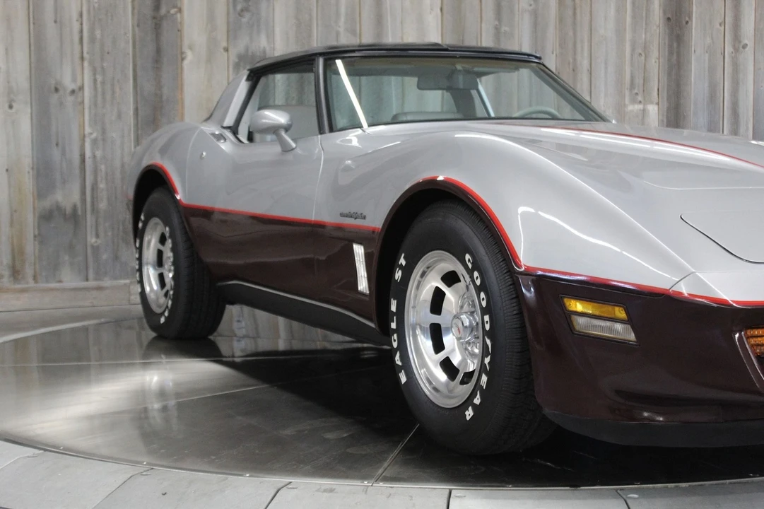 1982 Chevrolet Corvette C3 - Image 9 of 21