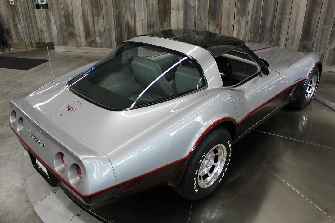 1982 Chevrolet Corvette C3 - Image 18 of 21