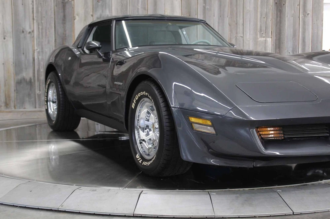 1982 Chevrolet Corvette C3 - Image 10 of 21