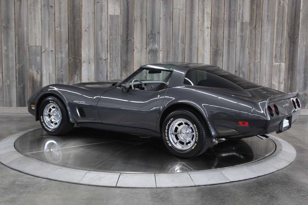 1982 Chevrolet Corvette C3 - Image 3 of 21