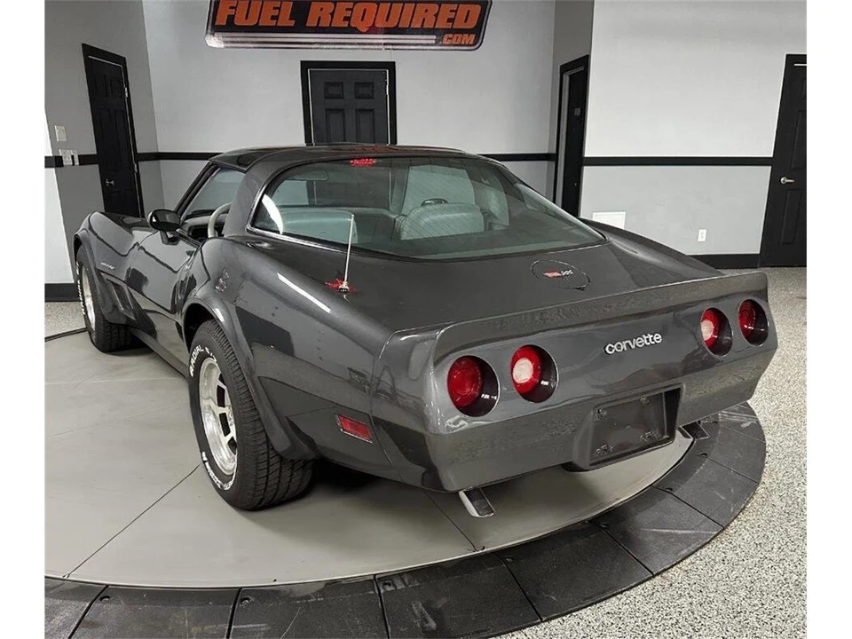 1982 Chevrolet Corvette C3 - Image 15 of 31