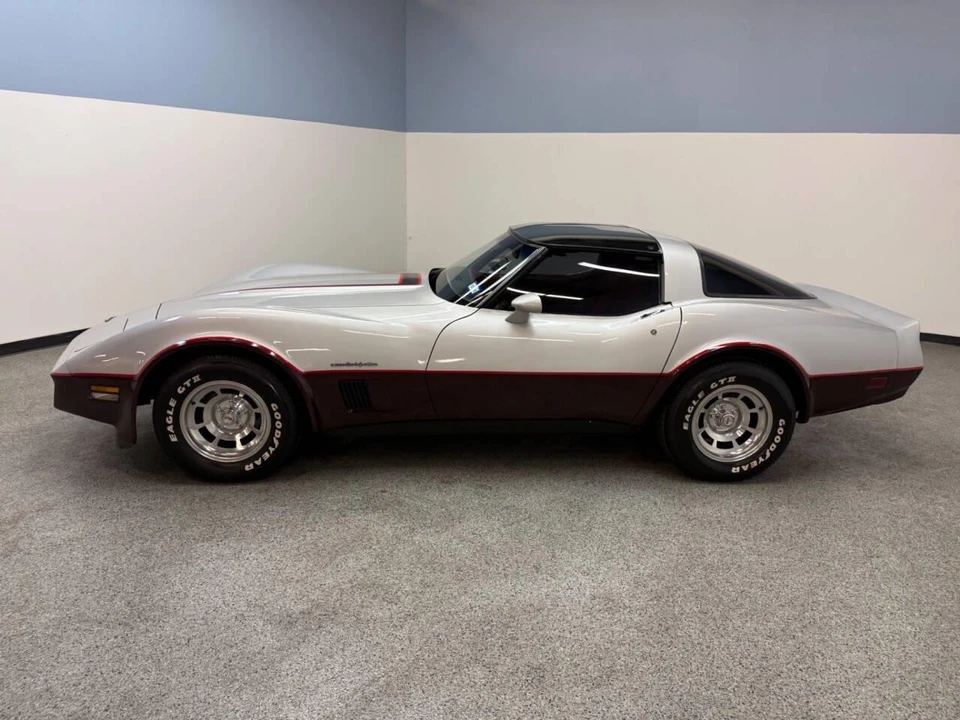 1982 Chevrolet Corvette C3 - Image 3 of 31