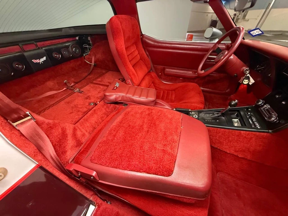 1982 Chevrolet Corvette C3 - Image 27 of 31