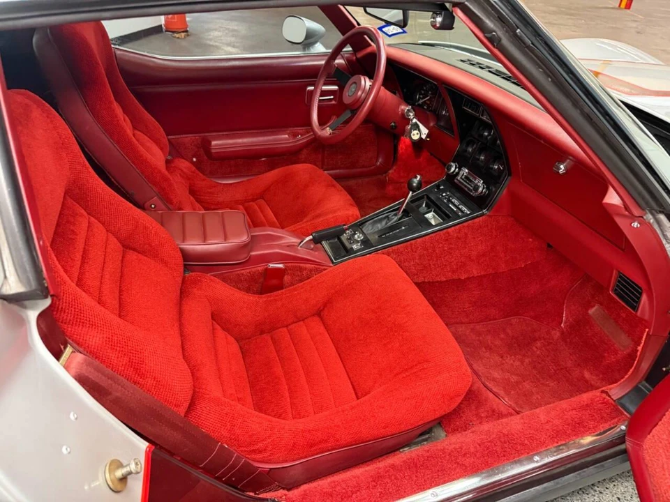 1982 Chevrolet Corvette C3 - Image 25 of 31