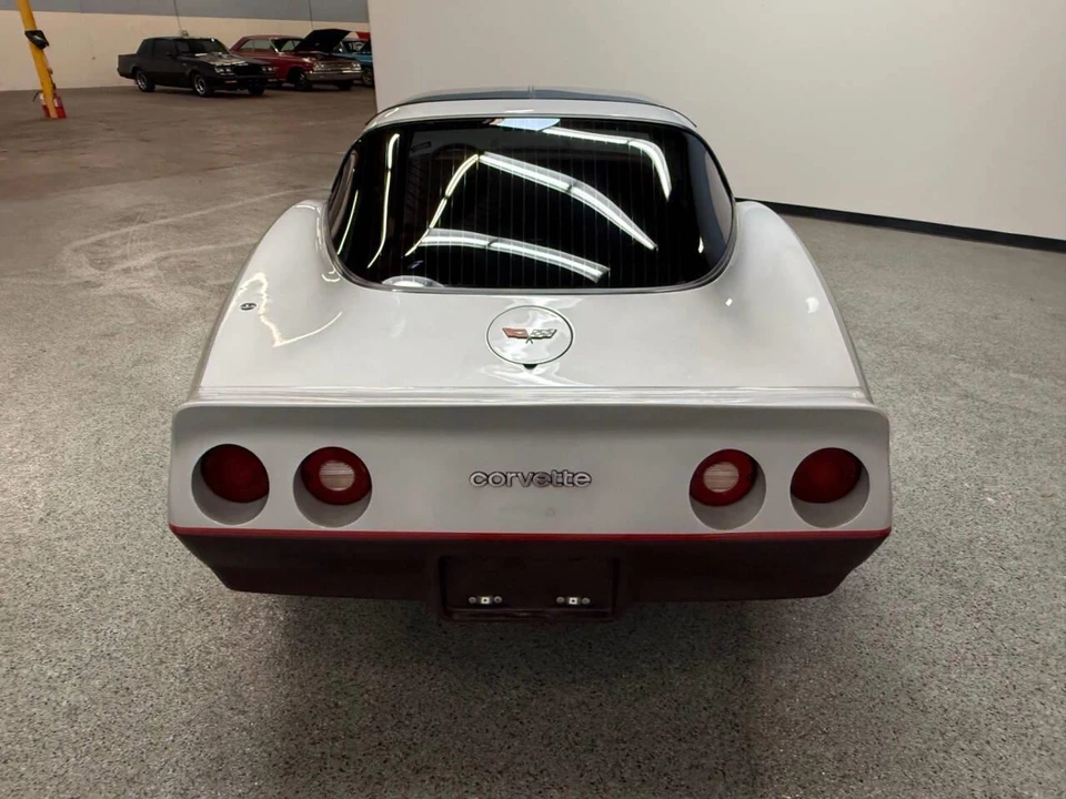1982 Chevrolet Corvette C3 - Image 5 of 31