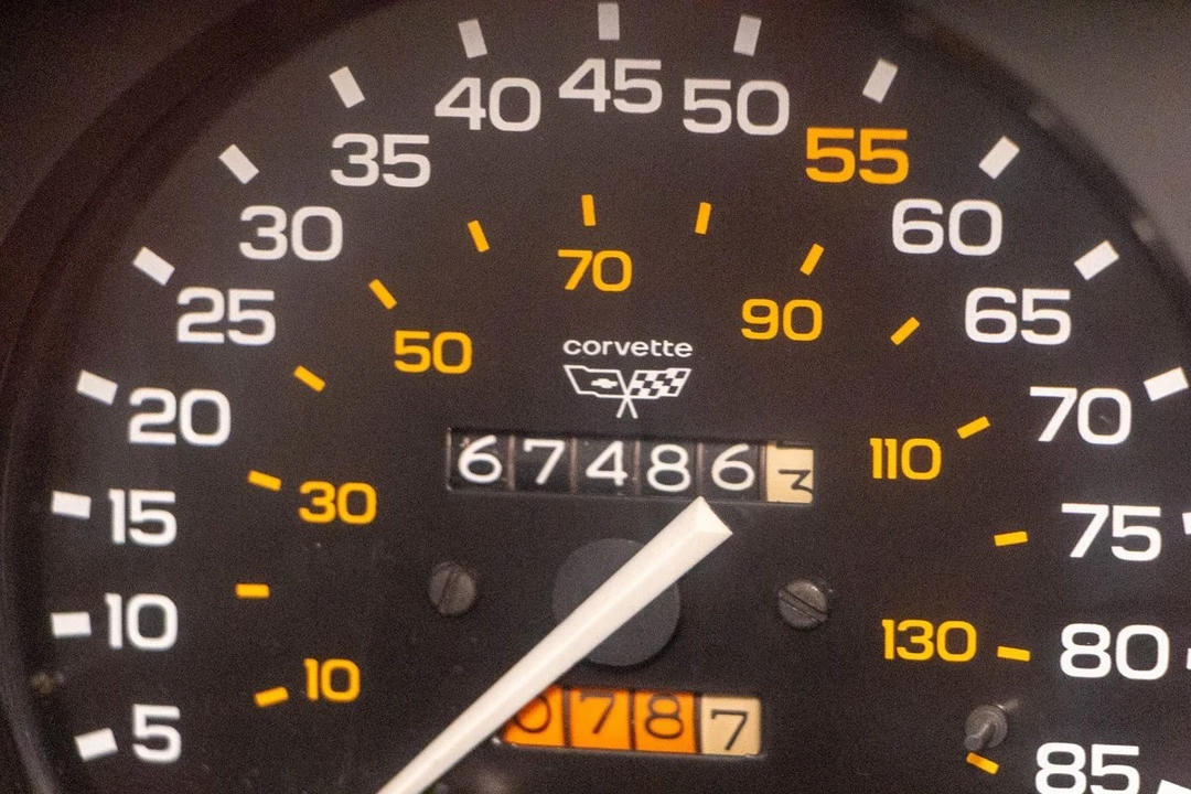 1982 Chevrolet Corvette C3 - Image 12 of 31