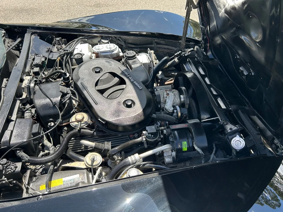 1982 Chevrolet Corvette C3 - Image 16 of 21