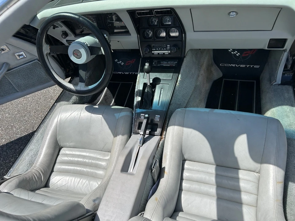 1982 Chevrolet Corvette C3 - Image 9 of 21