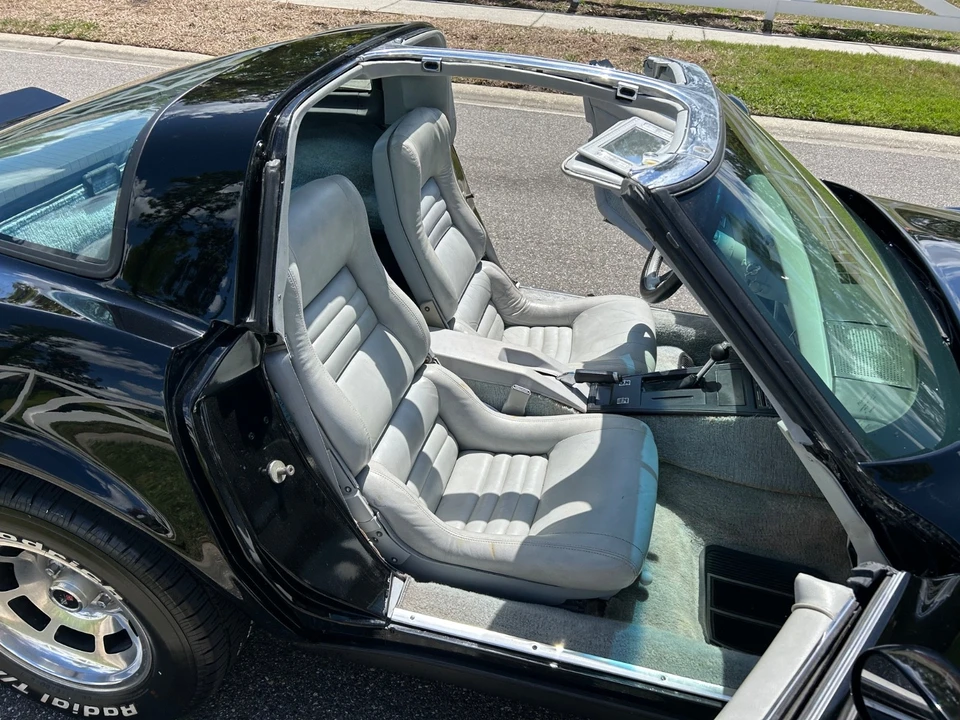 1982 Chevrolet Corvette C3 - Image 10 of 21