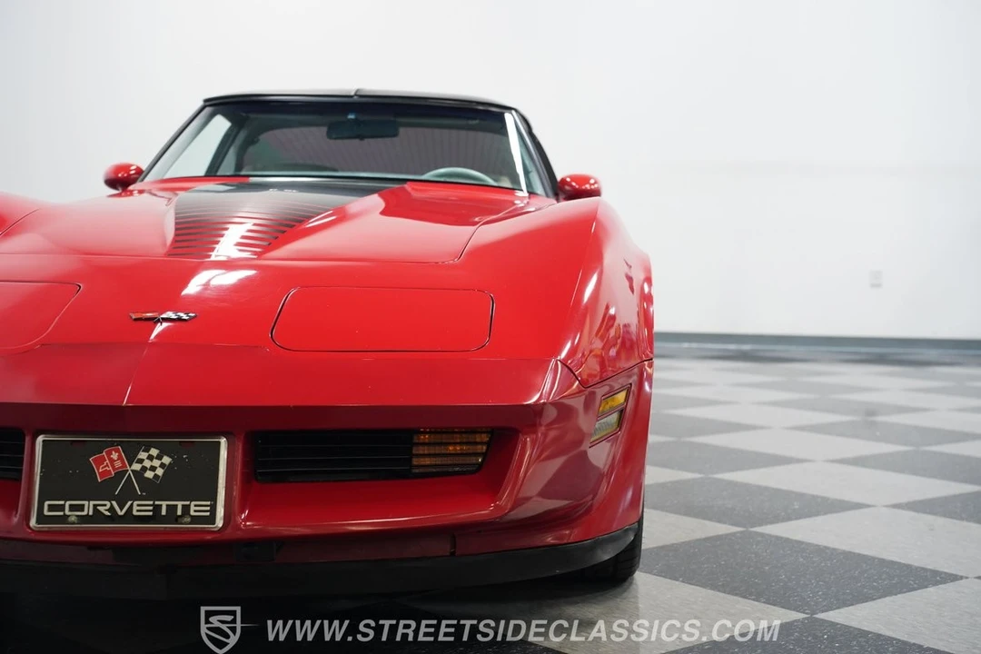1982 Chevrolet Corvette C3 - Image 20 of 31