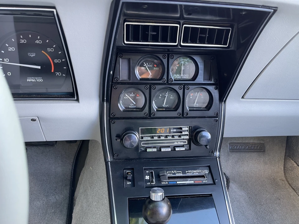 1982 Chevrolet Corvette - Image 12 of 31